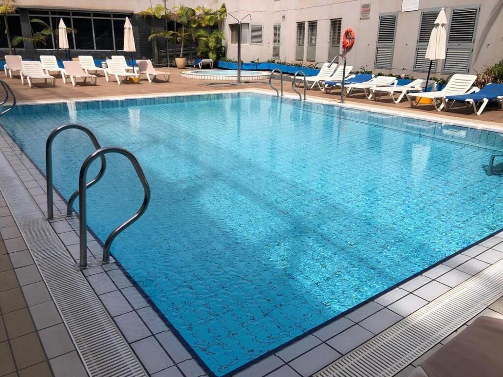 Atico "Turquesa Beach" Con Piscina, Terraza Y Barbacoa Sardina Екстер'єр фото